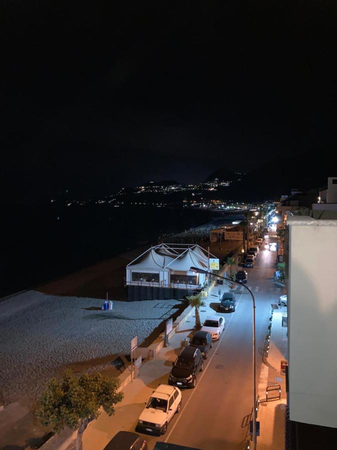 Soffio Dal Mare Appartement Letojanni Buitenkant foto